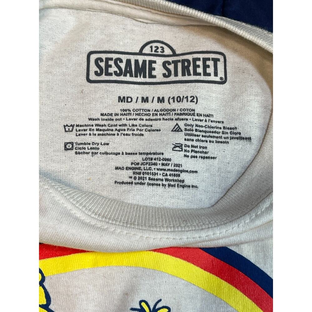 Sesame Street Mad Engine Licensed T Shirt Women's Sz M (10-12) Cream - Picture 4 of 5